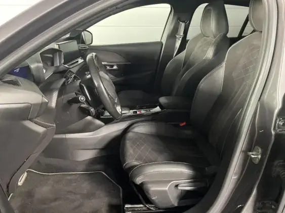 PEUGEOT 208 II - voiture d'occasion - Photo 17