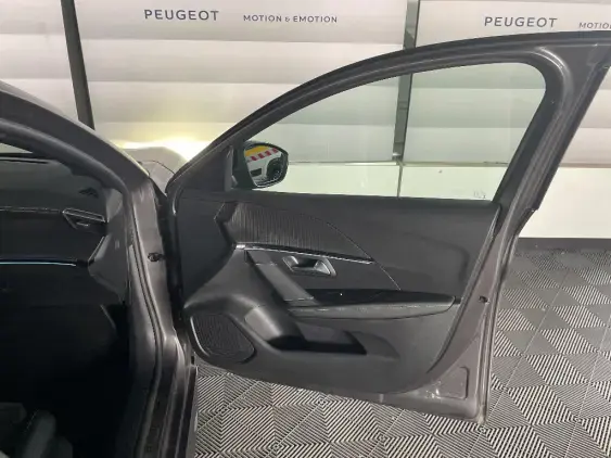 PEUGEOT 208 II - voiture d'occasion - Photo 19