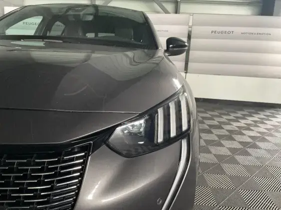 PEUGEOT 208 II - voiture d'occasion - Photo 21