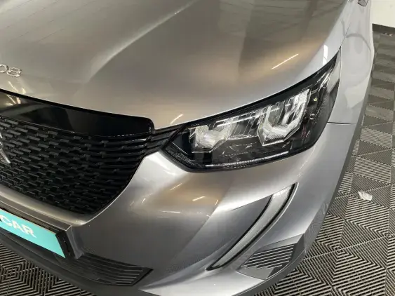 PEUGEOT 2008 II - voiture d'occasion - Photo 21