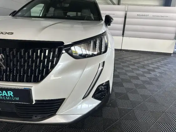 PEUGEOT 2008 II - voiture d'occasion - Photo 20