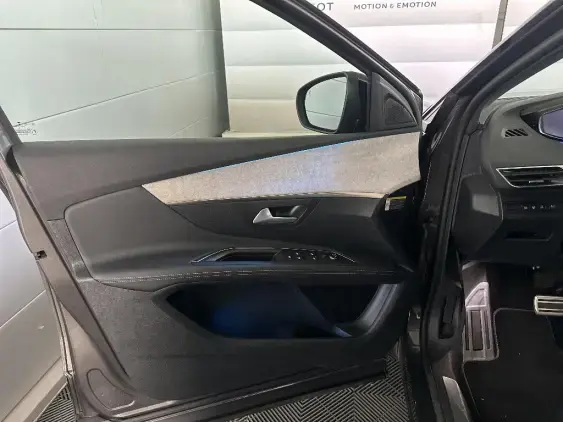 PEUGEOT 3008 II - voiture d'occasion - Photo 18