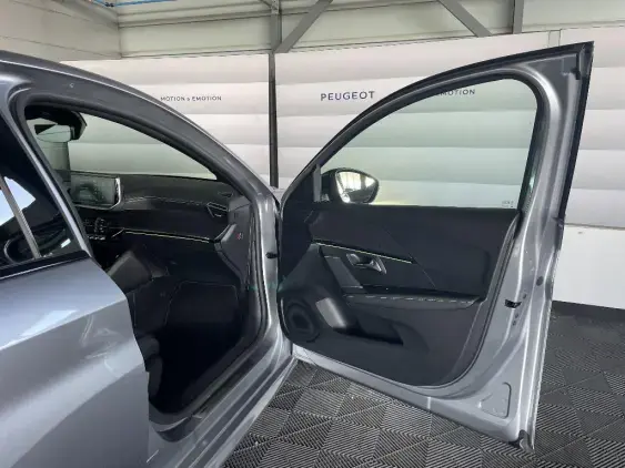 PEUGEOT 208 II - voiture d'occasion - Photo 19