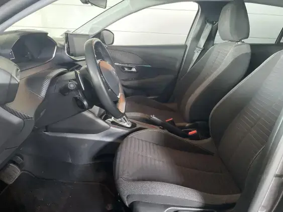 PEUGEOT 208 II - voiture d'occasion - Photo 18