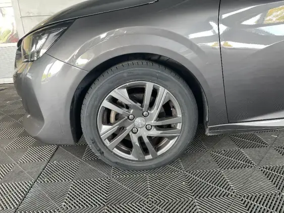 PEUGEOT 208 II - voiture d'occasion - Photo 23