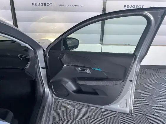 PEUGEOT 208 ELECTRIQUE II - voiture d'occasion - Photo 19
