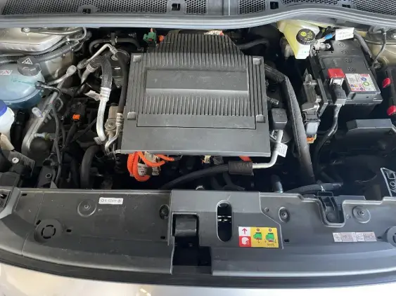 PEUGEOT 208 ELECTRIQUE II - voiture d'occasion - Photo 20
