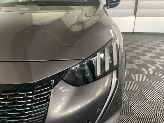 PEUGEOT 208 II - voiture d'occasion - Photo 21