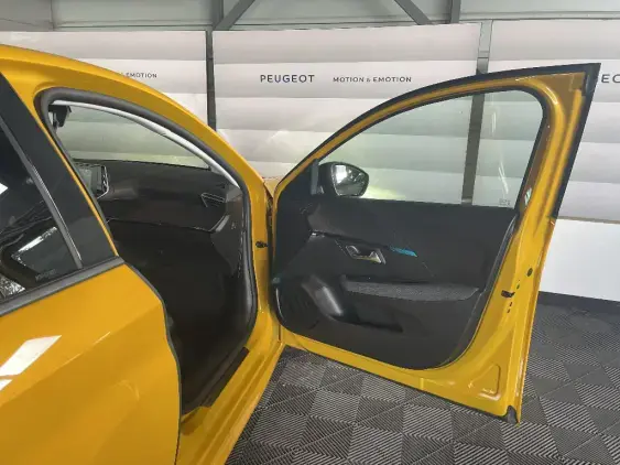 PEUGEOT 208 II - voiture d'occasion - Photo 19