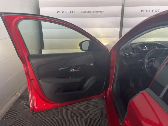 PEUGEOT 208 II - voiture d'occasion - Photo 18