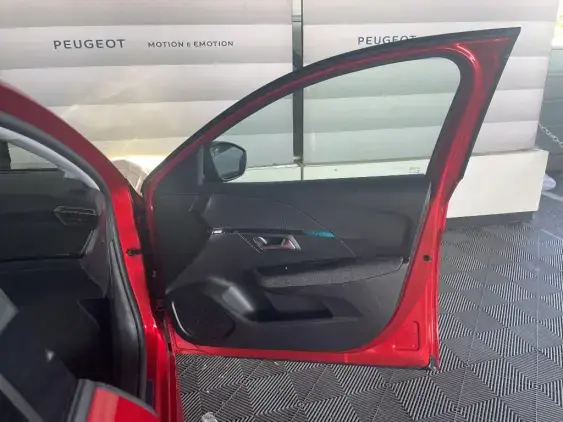 PEUGEOT 208 II - voiture d'occasion - Photo 19