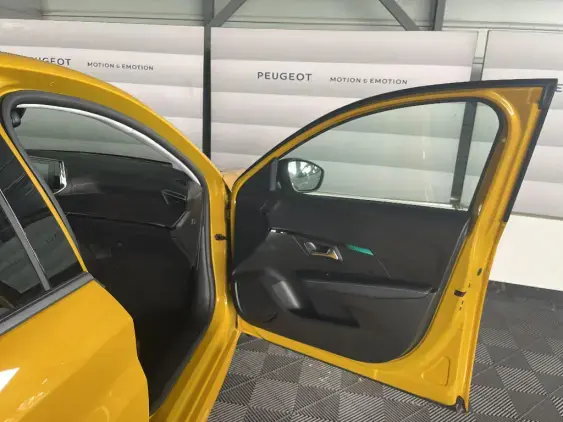 PEUGEOT 208 II - voiture d'occasion - Photo 20