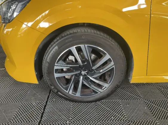 PEUGEOT 208 II - voiture d'occasion - Photo 23