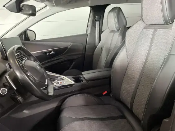 PEUGEOT 3008 II - voiture d'occasion - Photo 17