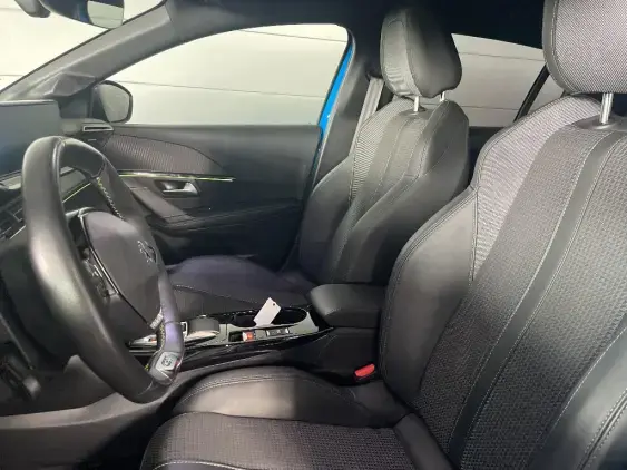 PEUGEOT 208 ELECTRIQUE II - voiture d'occasion - Photo 17