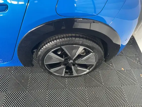 PEUGEOT 208 ELECTRIQUE II - voiture d'occasion - Photo 23