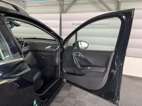 PEUGEOT 2008 - voiture d'occasion - Photo 19