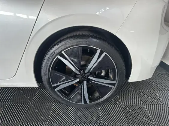 PEUGEOT 308 III - voiture d'occasion - Photo 24