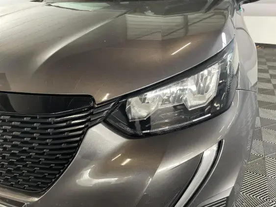PEUGEOT 2008 II - voiture d'occasion - Photo 21