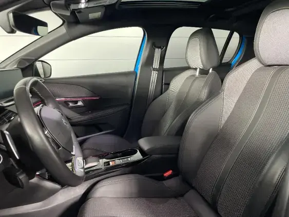 PEUGEOT 208 II - voiture d'occasion - Photo 17