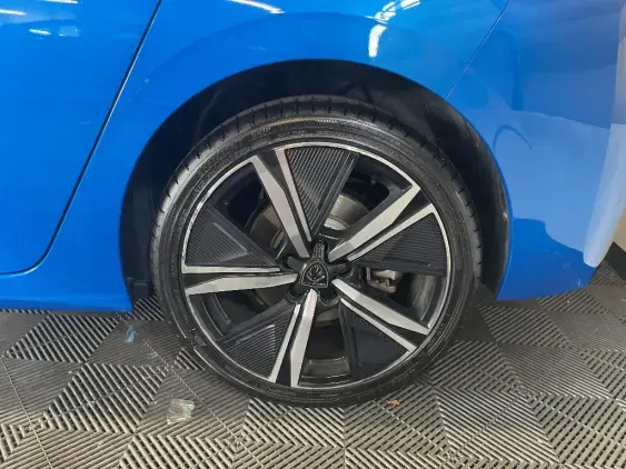 PEUGEOT 308 III - voiture d'occasion - Photo 23