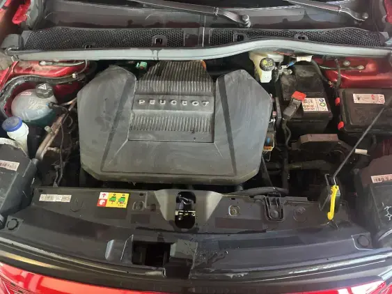 PEUGEOT 2008 ELECTRIQUE II - voiture d'occasion - Photo 20