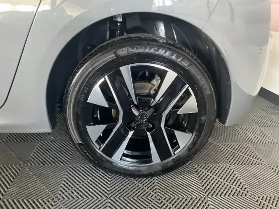 PEUGEOT 208 II - voiture d'occasion - Photo 24