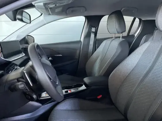 PEUGEOT 208 II - voiture d'occasion - Photo 17