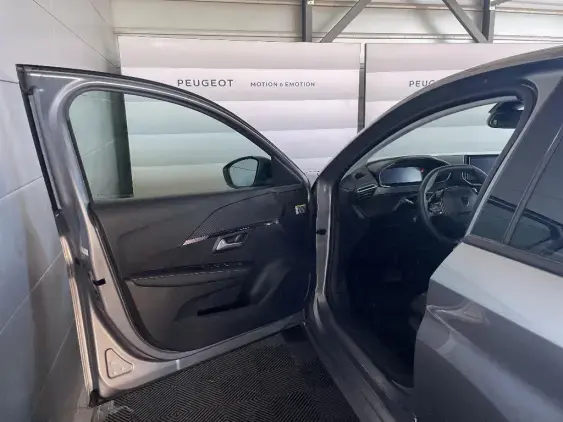 PEUGEOT 208 II - voiture d'occasion - Photo 18