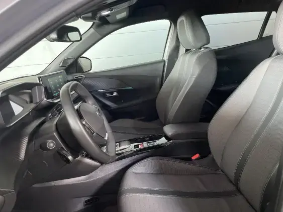 PEUGEOT 2008 ELECTRIQUE II - voiture d'occasion - Photo 17