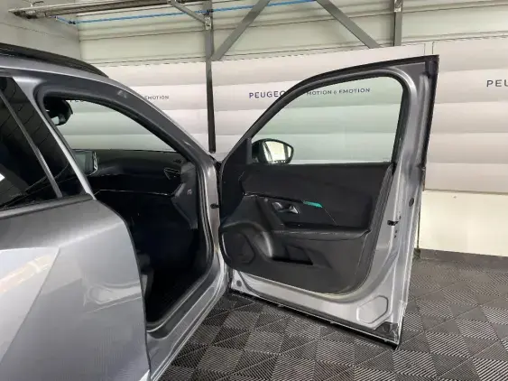 PEUGEOT 2008 ELECTRIQUE II - voiture d'occasion - Photo 19