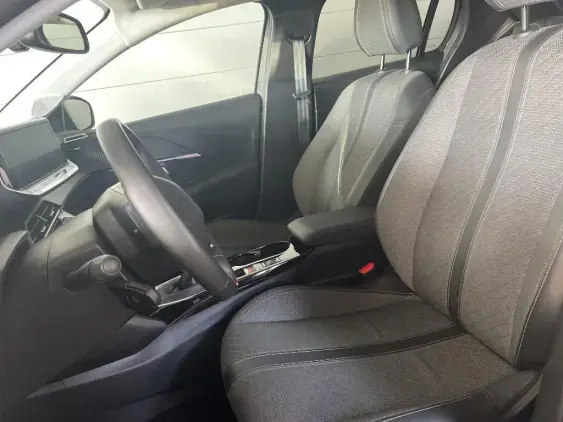 PEUGEOT 208 II - voiture d'occasion - Photo 17