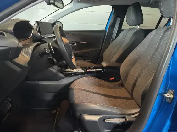 PEUGEOT 208 II - voiture d'occasion - Photo 17