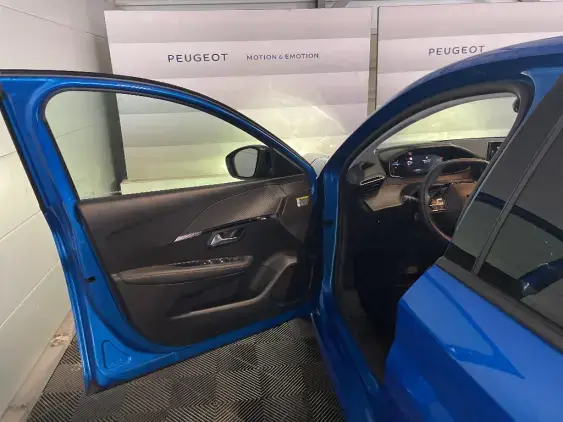 PEUGEOT 208 II - voiture d'occasion - Photo 18