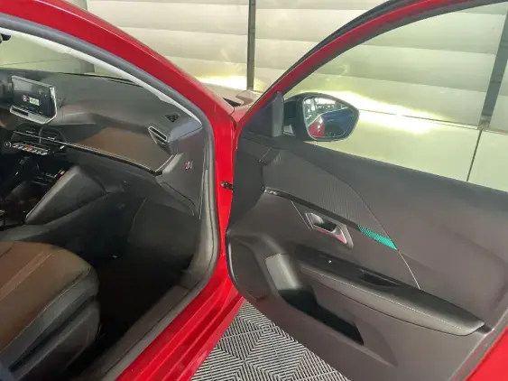 PEUGEOT 208 II - voiture d'occasion - Photo 20