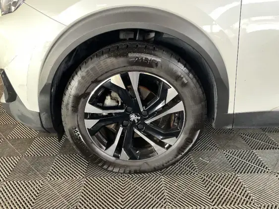 PEUGEOT 2008 II - voiture d'occasion - Photo 23
