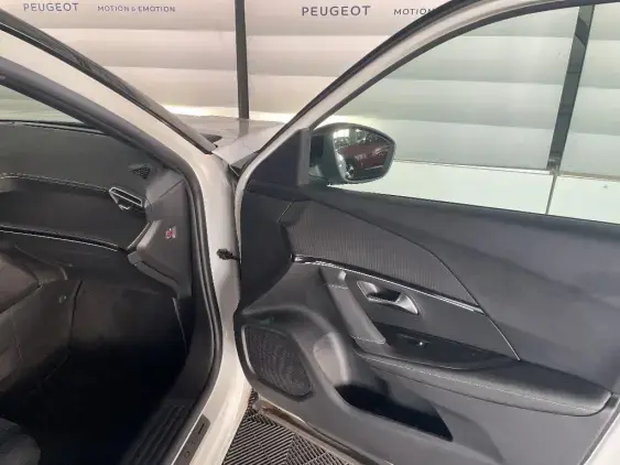 PEUGEOT 2008 ELECTRIQUE II - voiture d'occasion - Photo 20