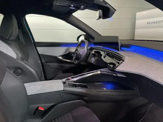 PEUGEOT 3008 ELECTRIQUE III - voiture d'occasion - Photo 15