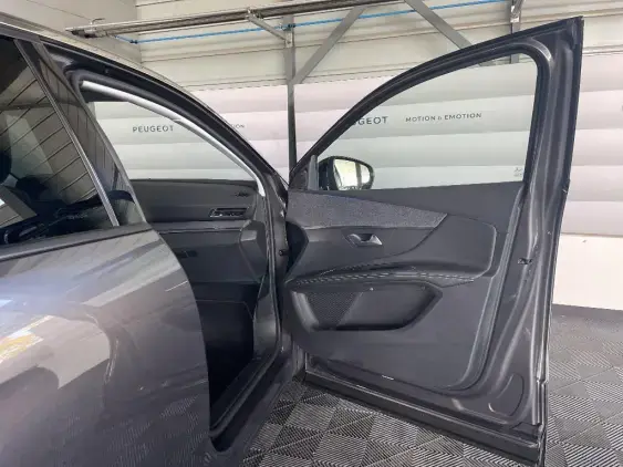 PEUGEOT 3008 II - voiture d'occasion - Photo 19