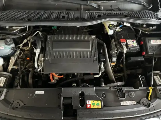 PEUGEOT 208 ELECTRIQUE II - voiture d'occasion - Photo 18