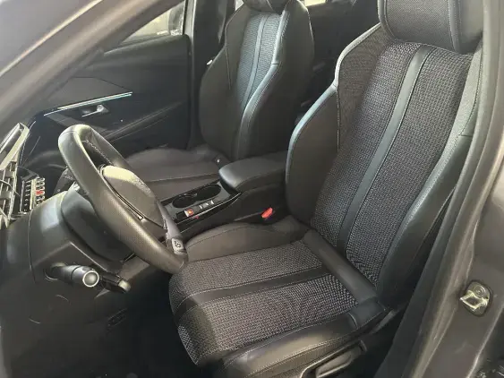 PEUGEOT 208 ELECTRIQUE II - voiture d'occasion - Photo 17