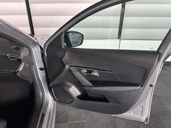 PEUGEOT 208 ELECTRIQUE II - voiture d'occasion - Photo 19