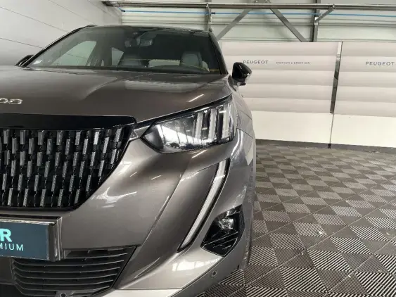 PEUGEOT 2008 II - voiture d'occasion - Photo 21