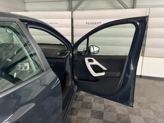 PEUGEOT 208 - voiture d'occasion - Photo 18