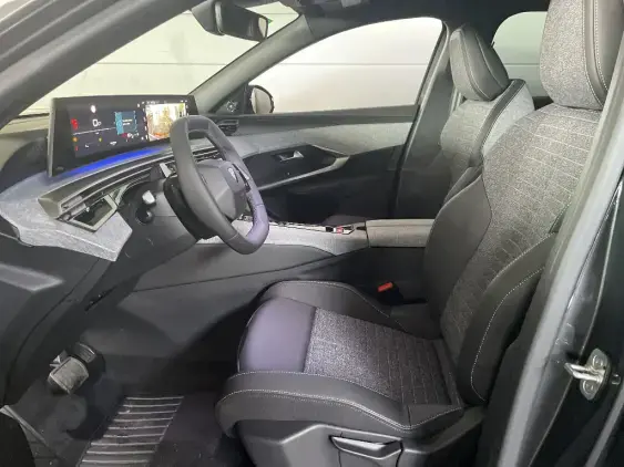 PEUGEOT 3008 III - voiture d'occasion - Photo 18