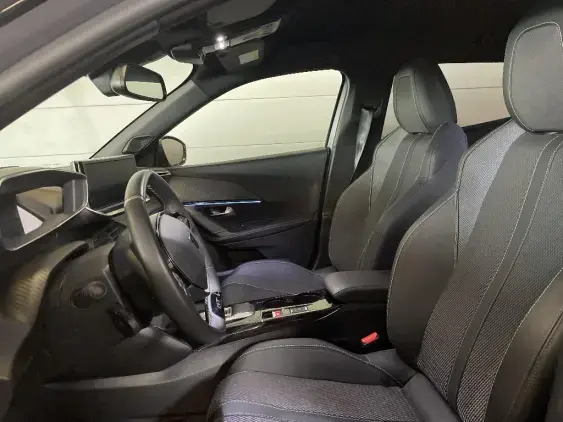 PEUGEOT 2008 II - voiture d'occasion - Photo 16