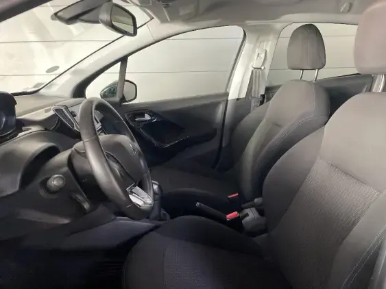 PEUGEOT 208 - voiture d'occasion - Photo 17