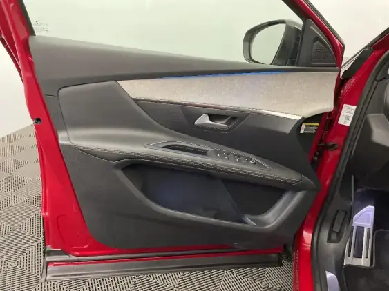 PEUGEOT 3008 II - voiture d'occasion - Photo 17