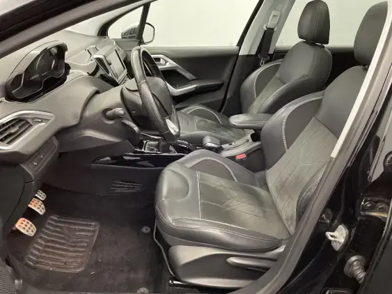 PEUGEOT 2008 - voiture d'occasion - Photo 17