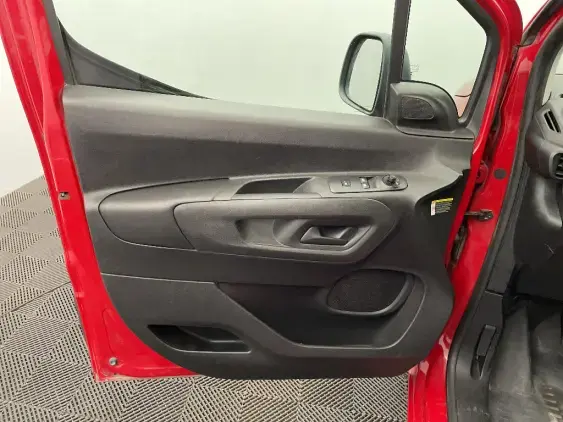 PEUGEOT PARTNER III - voiture d'occasion - Photo 18